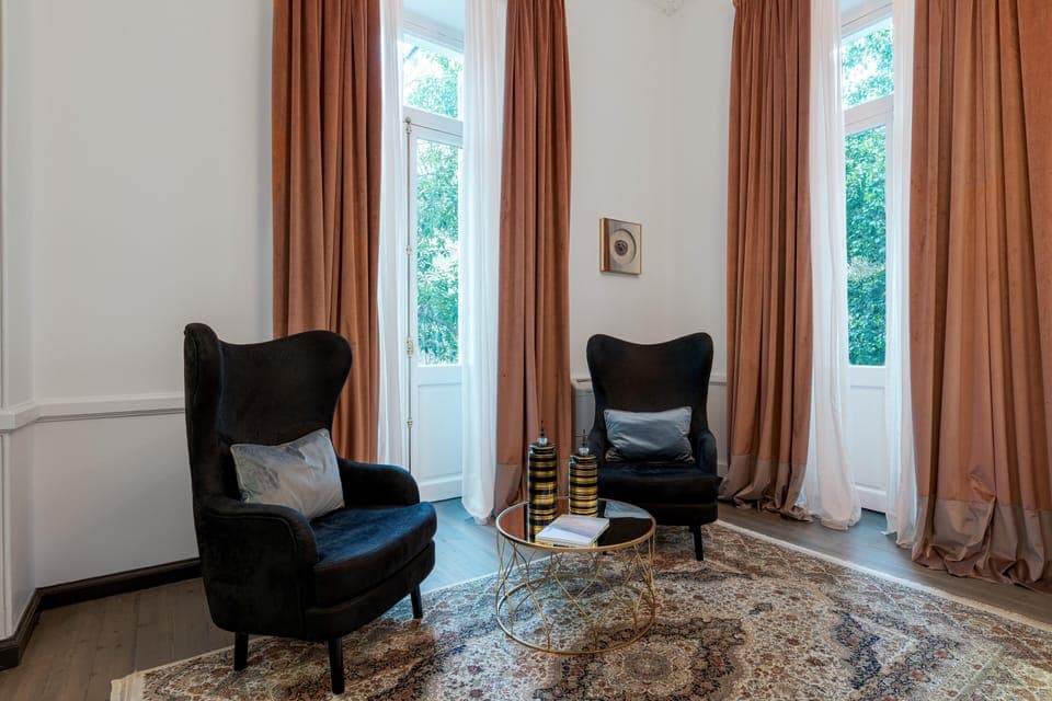 Decorative detail,  Sitting area