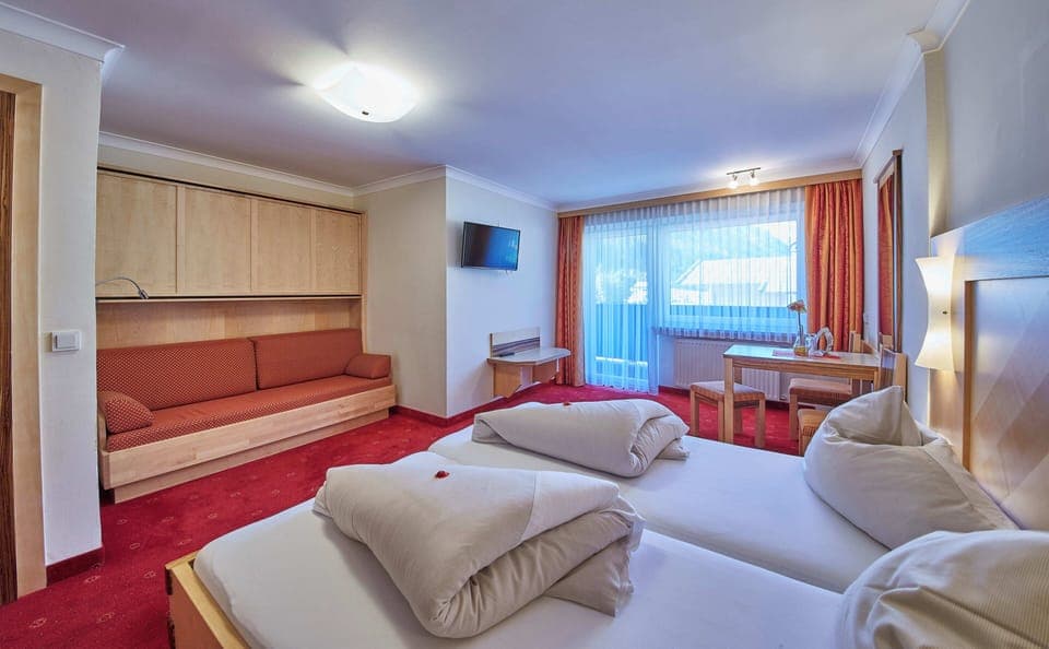 Room | In-room safe, soundproofing, free WiFi