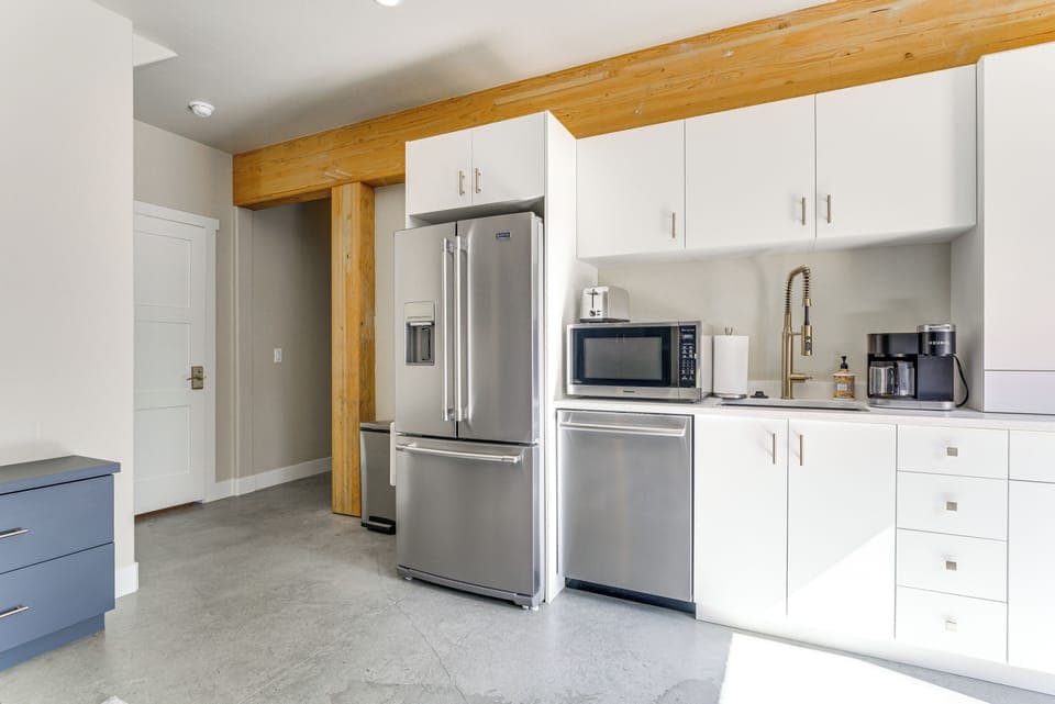 House (1 Bedroom) | Interior