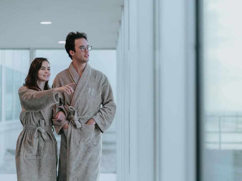 Sauna, steam room, body treatments, hydrotherapy, hot stone massages