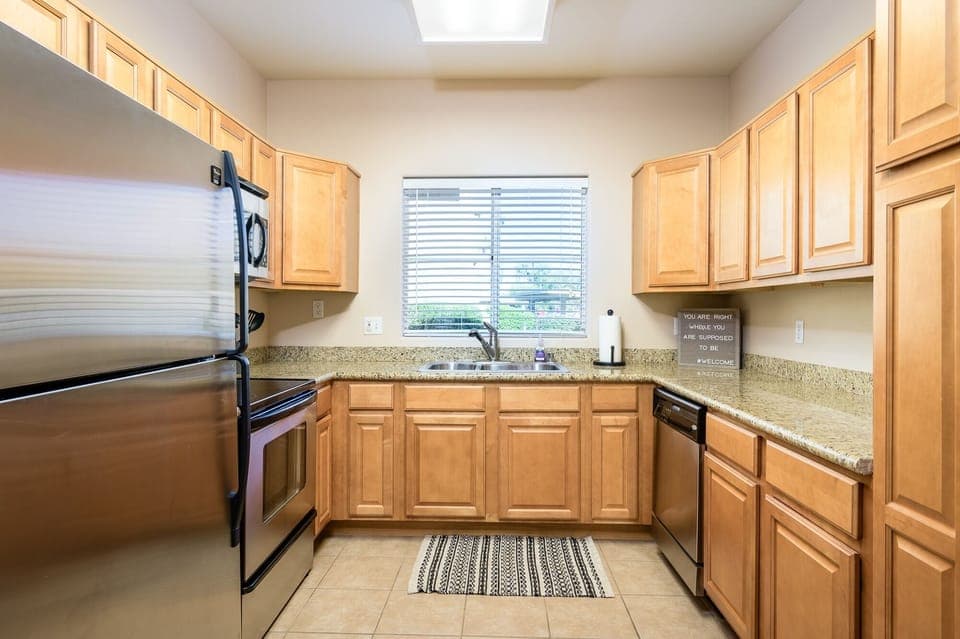 Condo, 2 Bedrooms | Private kitchen | Fridge, oven, coffee/tea maker, toaster