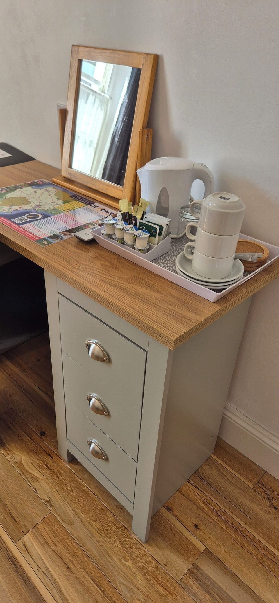 Comfort Triple Room (R3) | Laptop workspace, free WiFi