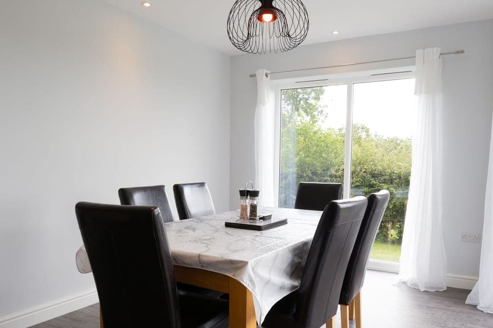 House | Dining