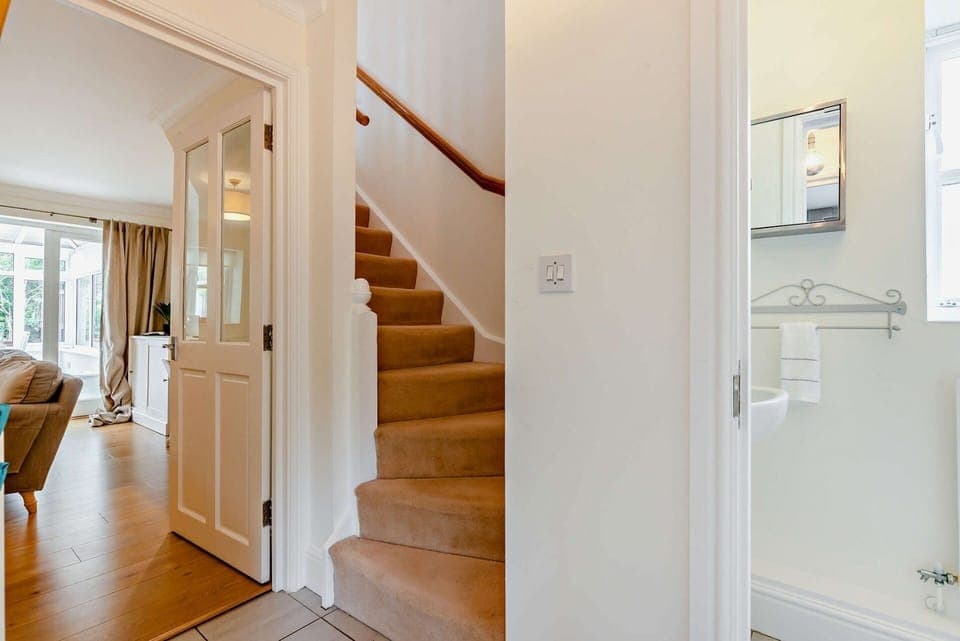 5 Stone Cottage Stairway - StayCotswold