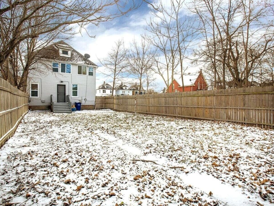Private outdoor deck off the rear entrance