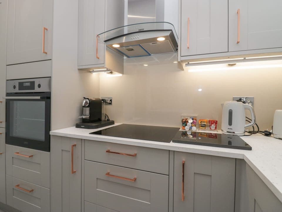 Fridge, dishwasher, electric kettle, toaster