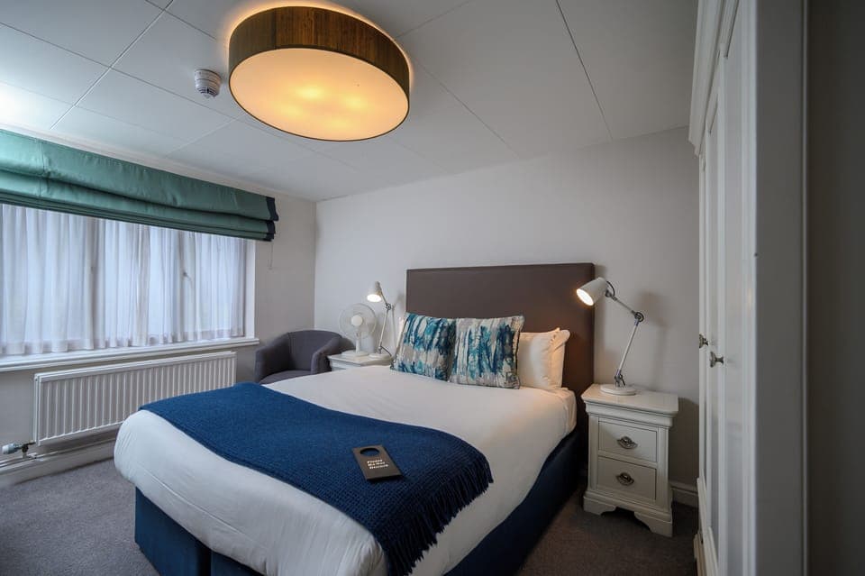 Standard Apartment | Desk, laptop workspace, iron/ironing board, free WiFi