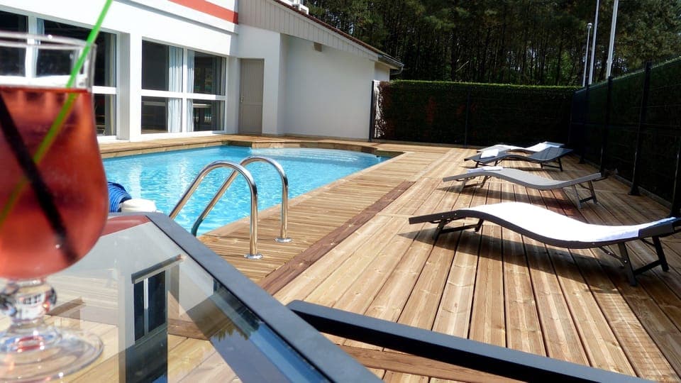 Seasonal outdoor pool