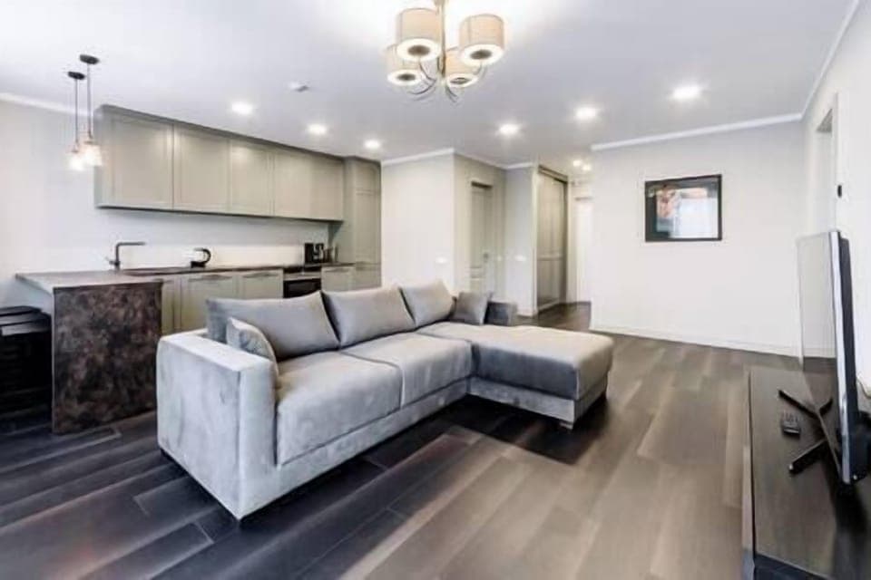 475ae52c-09fb-4f90-8d95-5d1eaa904e51