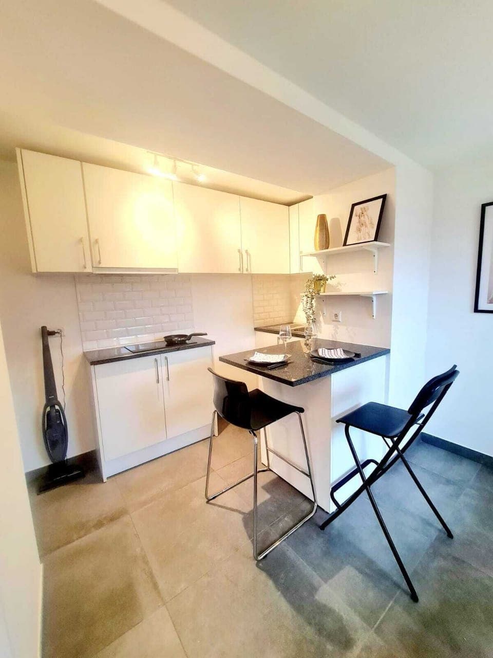 Fridge, microwave, stovetop, coffee grinder