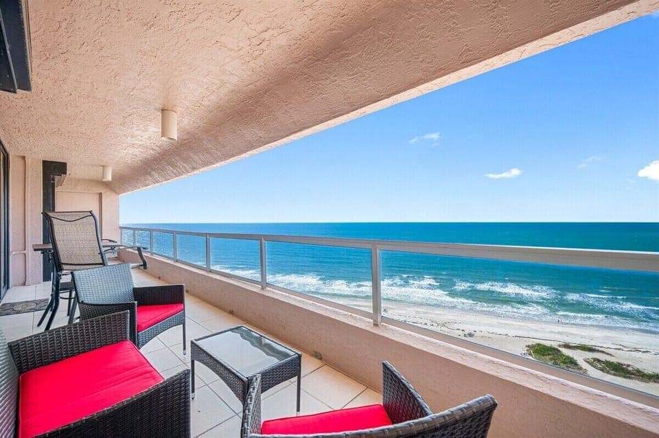 Breathtaking gulf view from balcony!