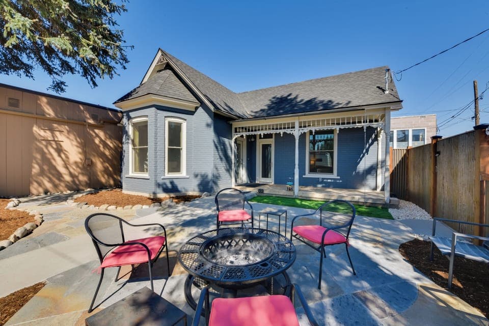 House (2 Bedrooms) | Front of property