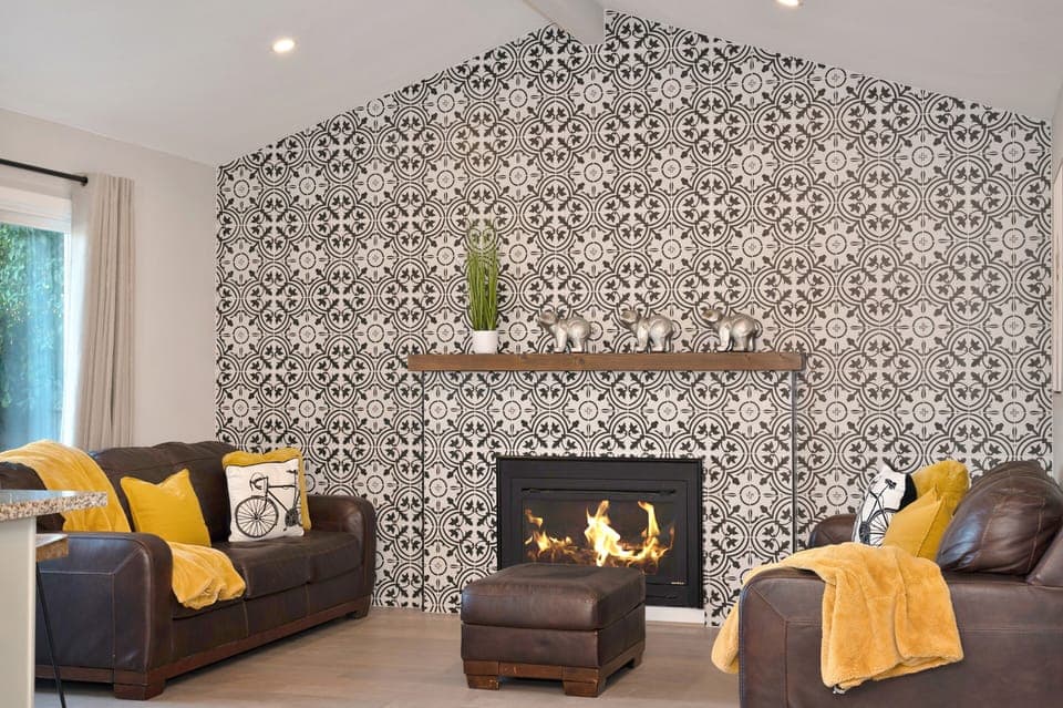 Living room with 2 large  nonconvertible sofas and the den. (sleep 2)