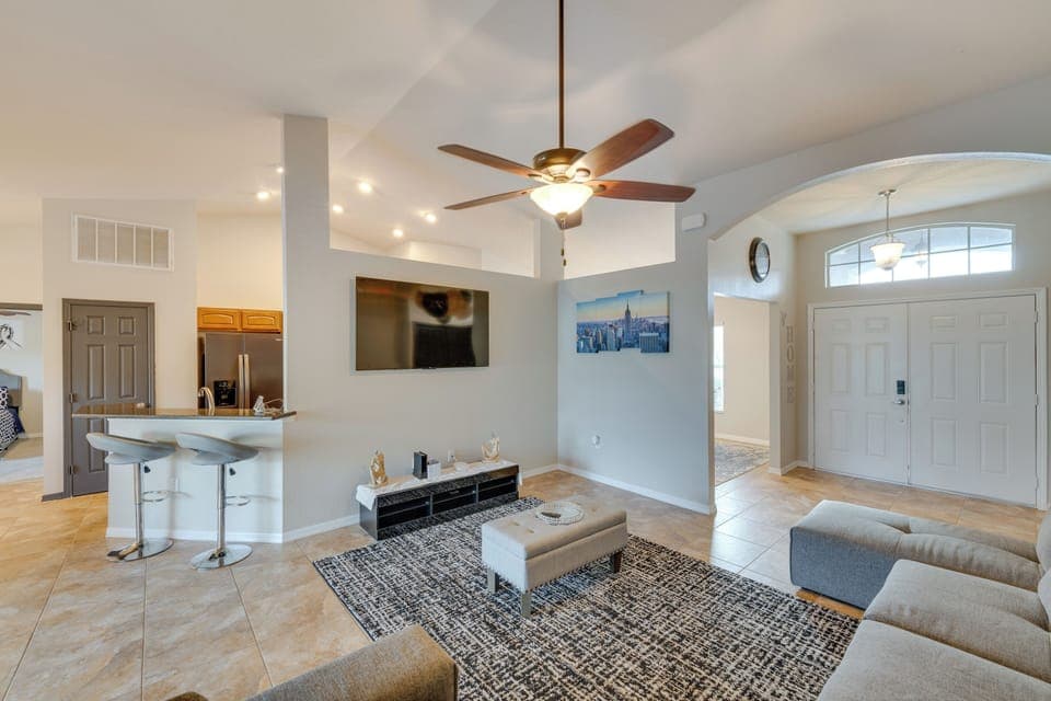 House (3 Bedrooms) | Interior