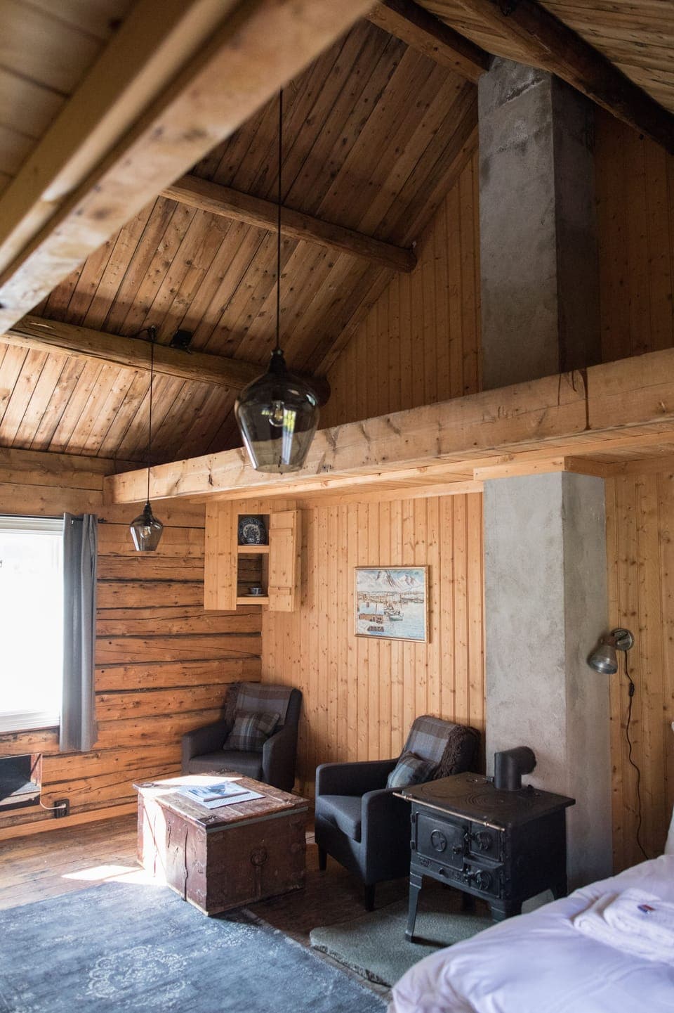 1-bedroom Deluxe rorbu cabin with sea view - no cooking facilities | Premium bedding, bed sheets