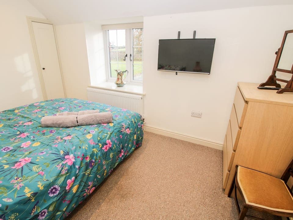 3 bedrooms, individually decorated, individually furnished, free WiFi