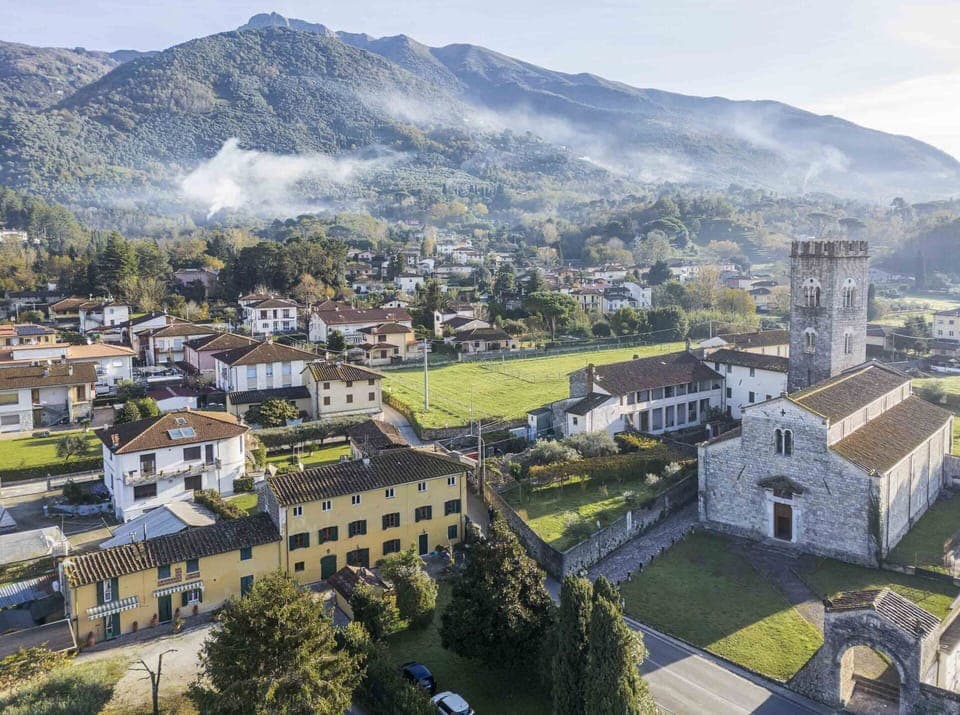 Autumn, Building Exterior, Spring, Summer