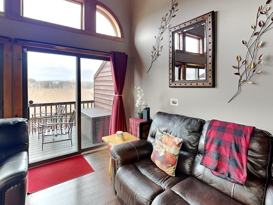 Studio (3 Bedrooms) | Property amenity