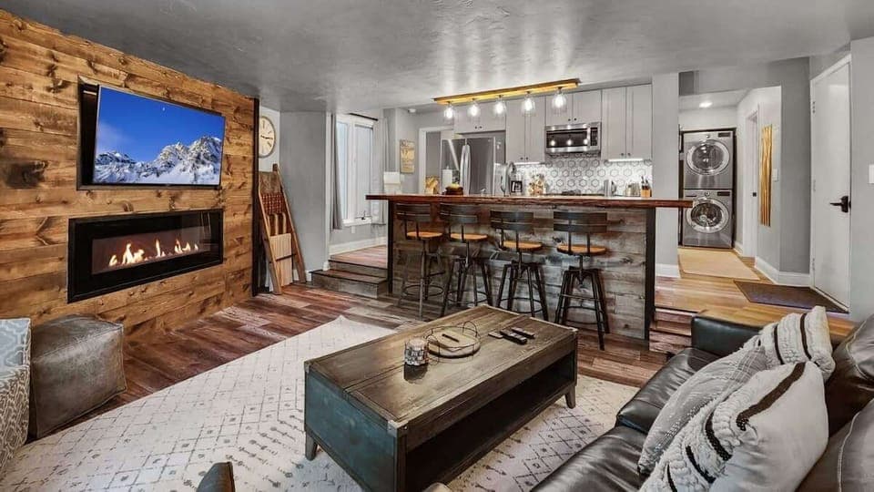 Enjoy a dreamy mountain getaway from this recently renovated 2-bedroom condo which features brand-new appliances, beautiful decor, and comfortable furnishings.