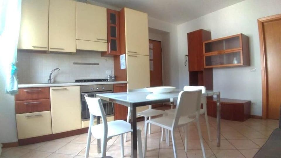 Apartment | Private kitchen | Full-size fridge, oven, electric kettle, toaster