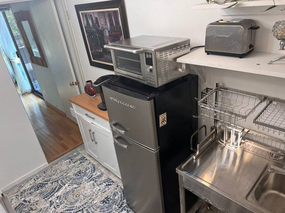 Kitchenette 