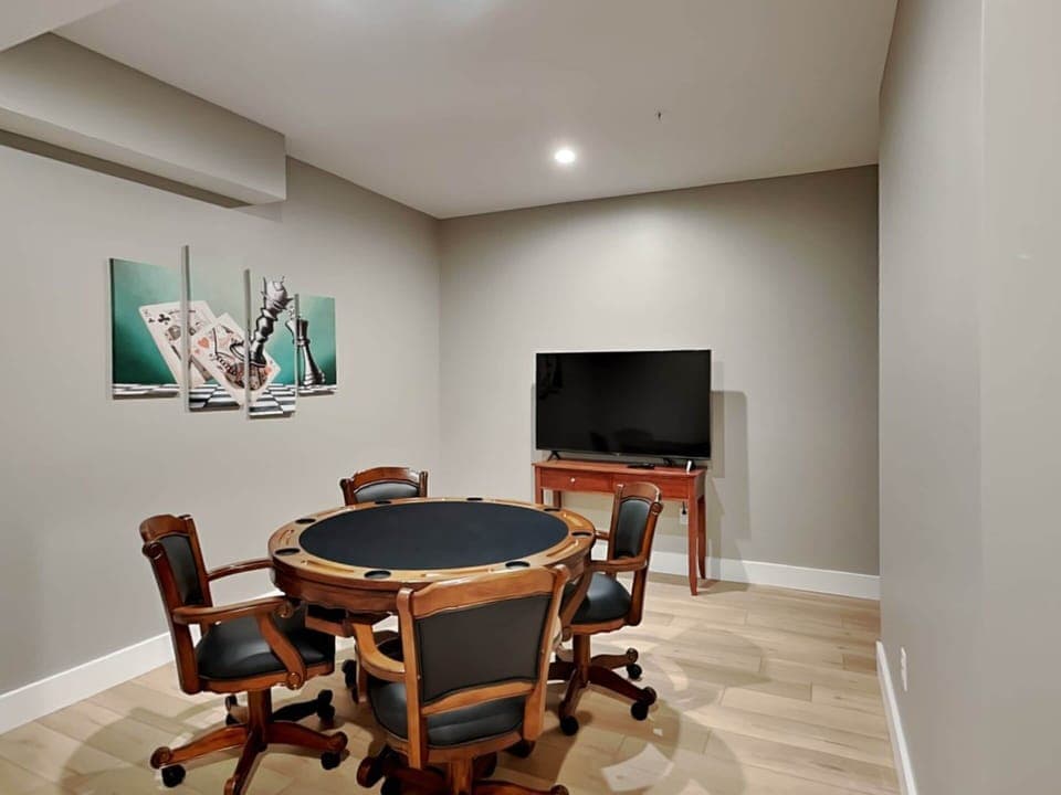 House (5 Bedrooms) | Property amenity