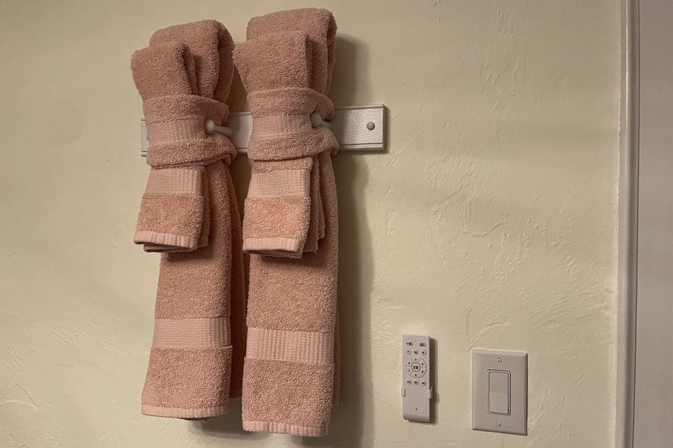 West room towel rack light/ceiling fan remote