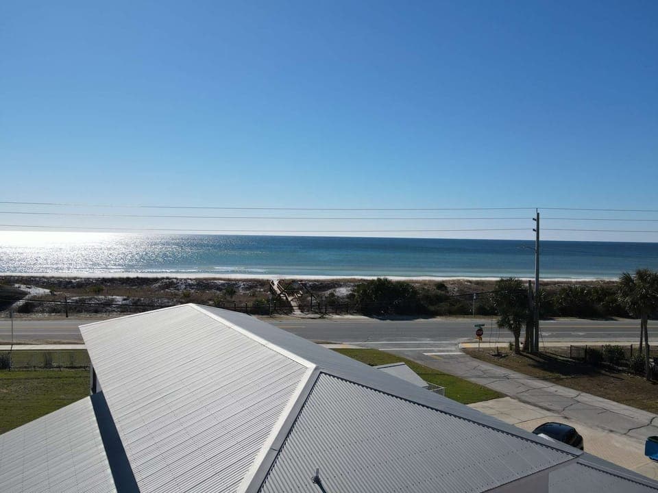 Beach/ocean view