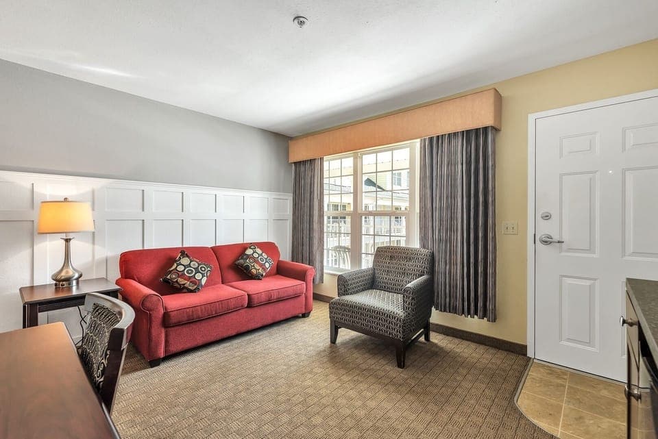 c5b8045a-3b28-43c4-a67a-f4195b783eac