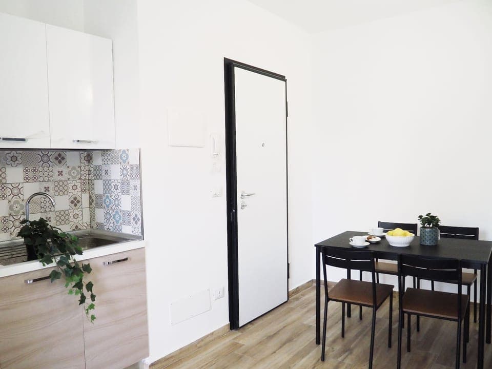 Family Triple Room | Private kitchen