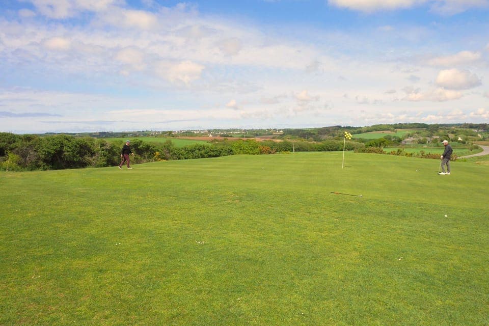 Surroundings [summer] (1-5 km)