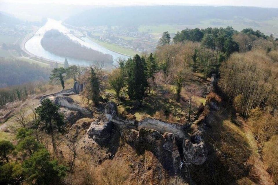 Surroundings [summer] (1-5 km)