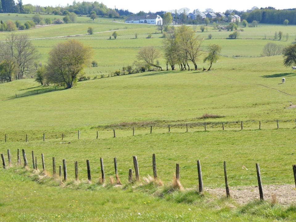 Surroundings [summer] (1-5 km)