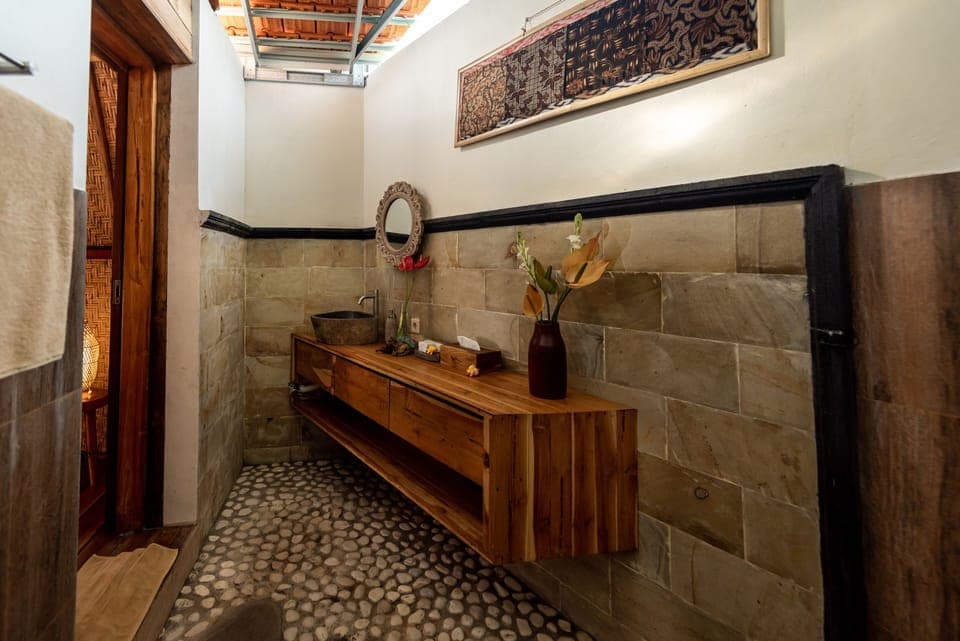 Deluxe Villa | Bathroom