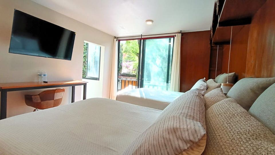 Family Room | Individually decorated, individually furnished, desk, laptop workspace