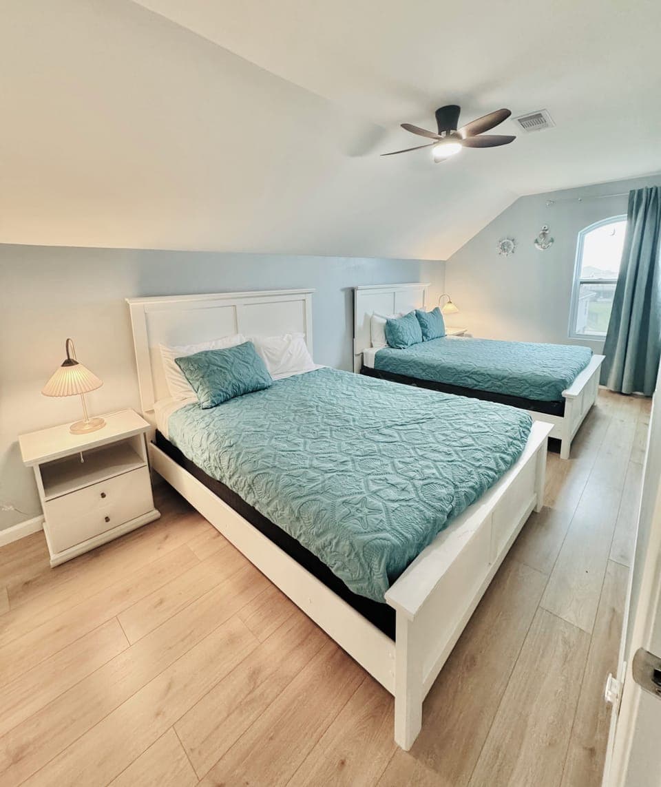 5th bedroom - 2 queens