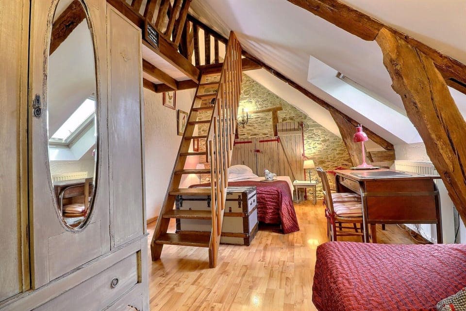 Superior Room | Blackout drapes, free WiFi