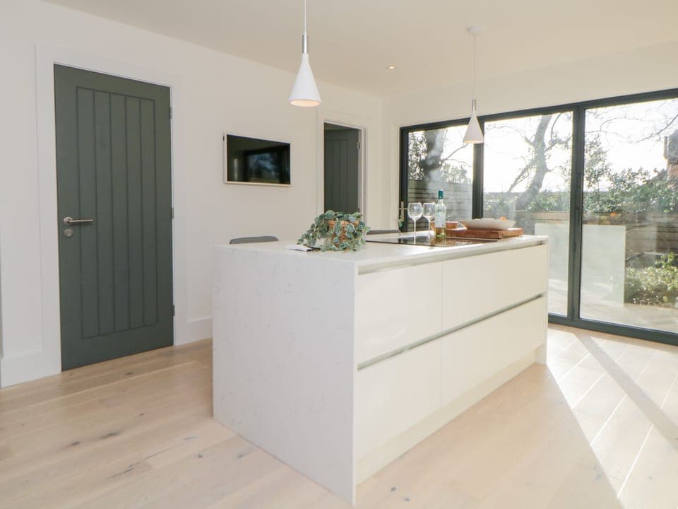 Fridge, dishwasher, electric kettle, toaster