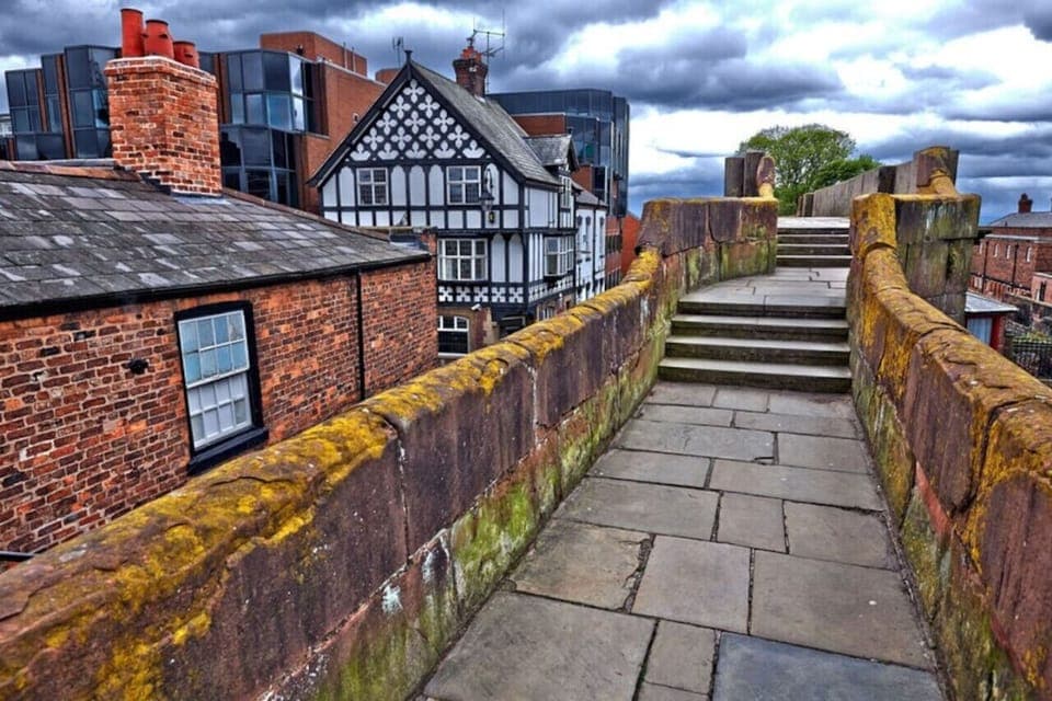 Climb the Chester City Walls, and journey back in time! With 2,000 years of history, the walls offer a unique way to explore the city and discover its story. With its stunning views and rich history, it's sure to be a memorable experience.