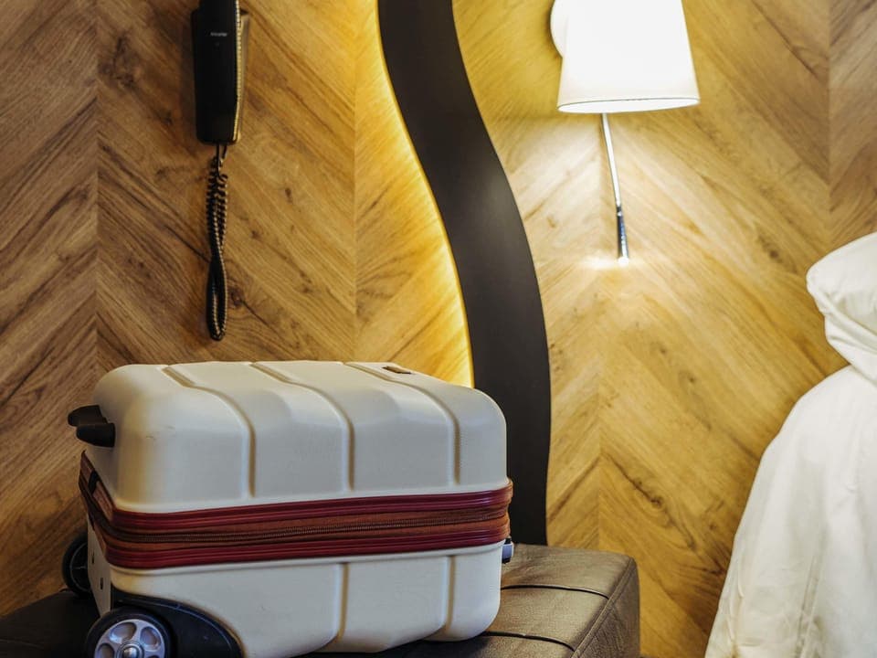 In-room safe, desk, soundproofing, iron/ironing board