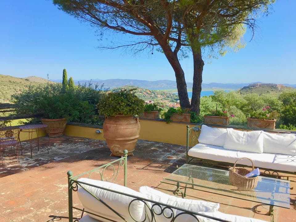 Villa | 4 bedrooms, Internet