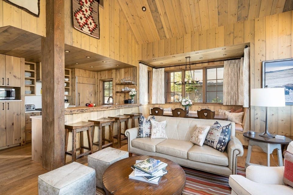 Indoors, Home Decor, Furniture, Living Room, Hardwood