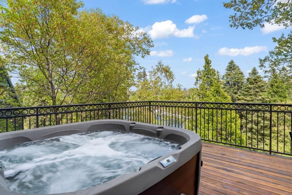 6 seat hot tub for those beautiful mountain nights!