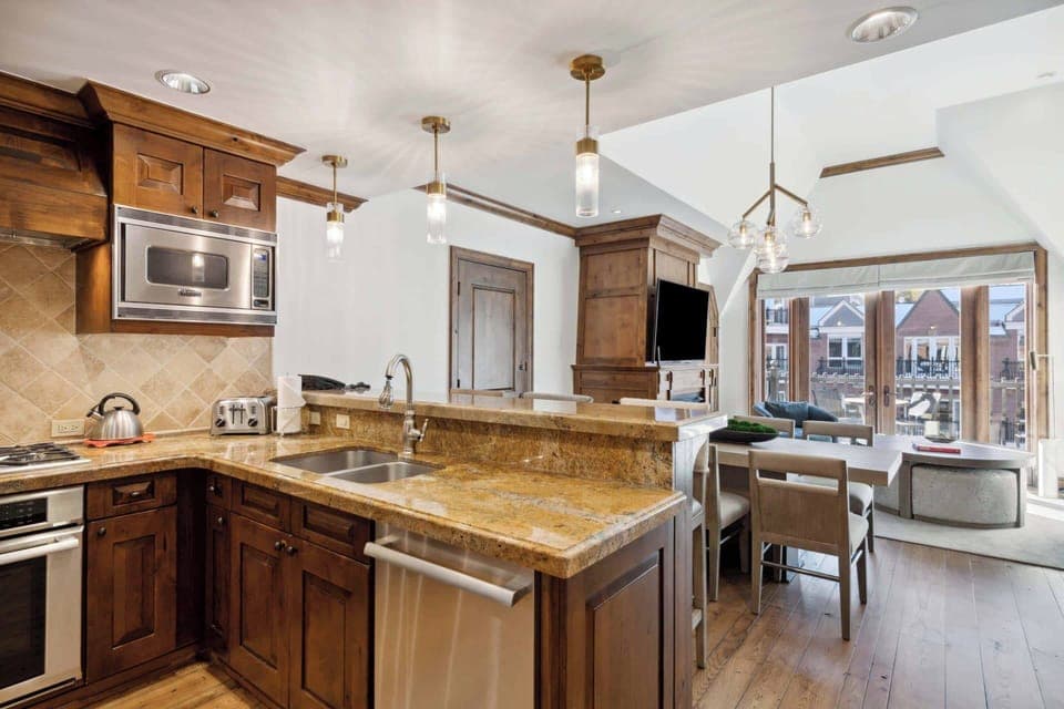 AspenMtnResidences-26B3-3968