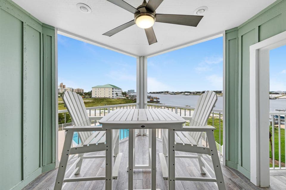 Condo, 1 King Bed with Sofa bed (Jubilee Landing 206) | Outdoor dining