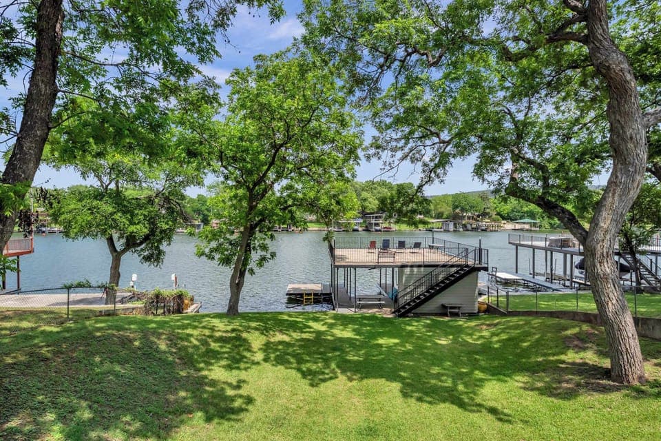 Welcome to Serenity Shores!