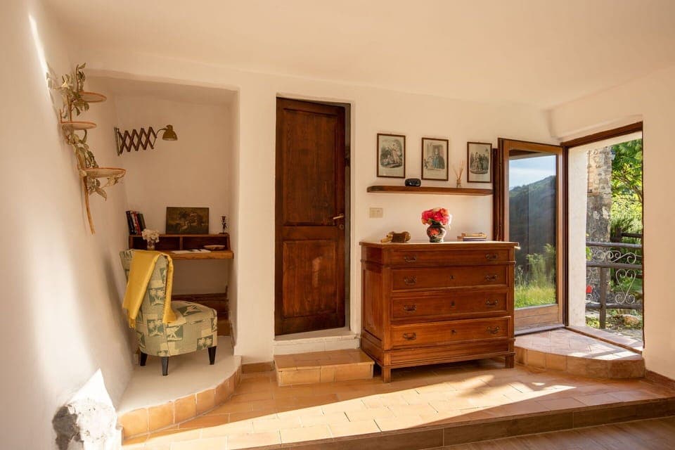 Cabinetry, Furniture, Picture Frame, Wood, Drawer, Dresser, Chest Of Drawers, Floor, Flooring, Wood Stain