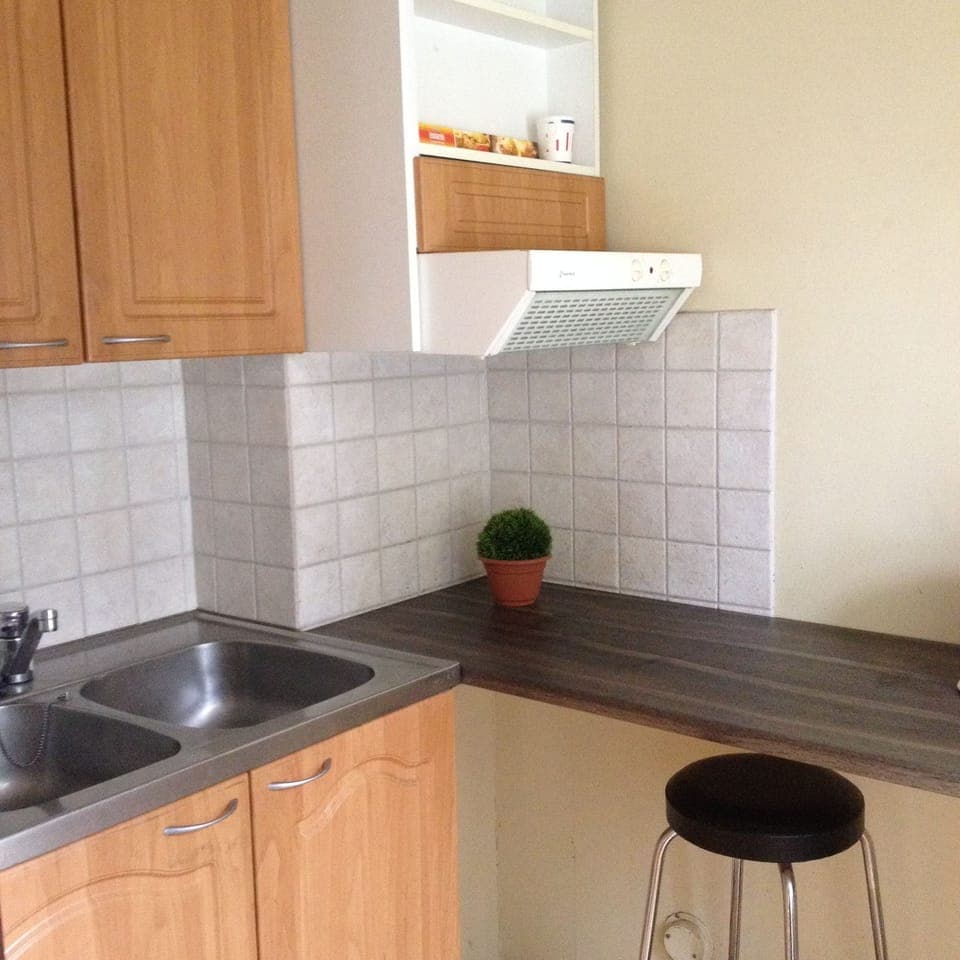 Fridge, microwave, coffee/tea maker