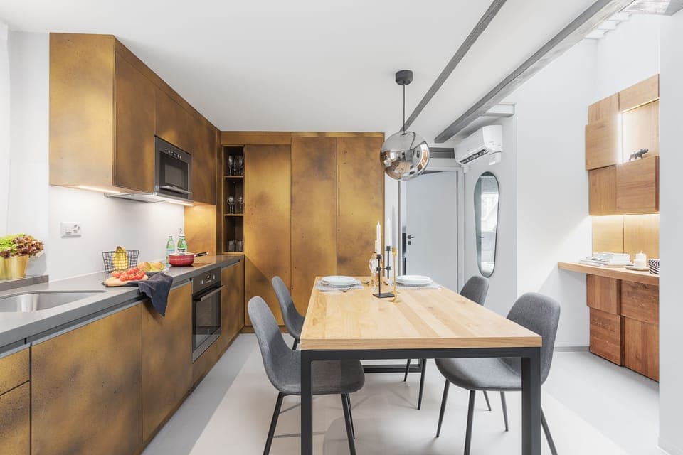 Private kitchenette