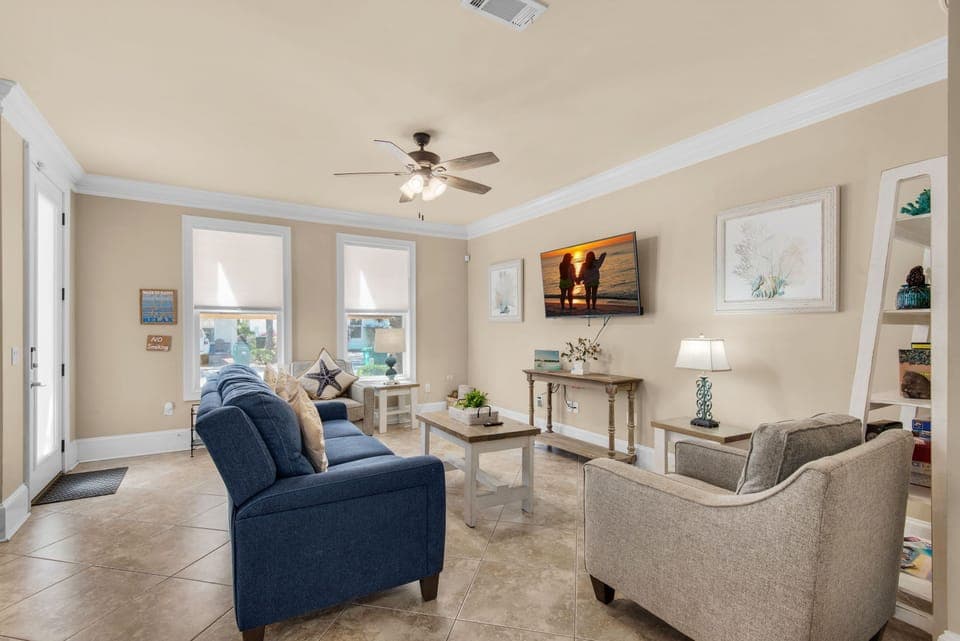 Southern Comfort VCB living room